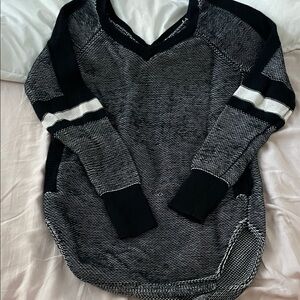 Victoria's Secret Black and White V-Neck Sweater